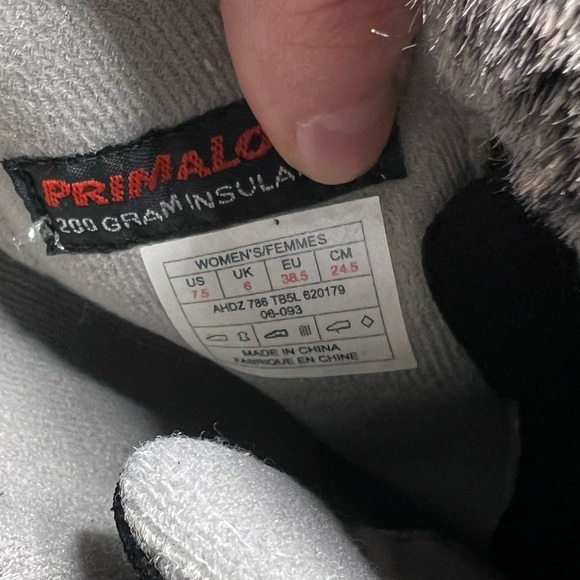 The North Face Janey Black Suede Waterproof Winter Snow Boots Women’s Size 7.5 - Picture 5 of 5